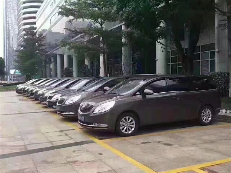 成都市租商务车