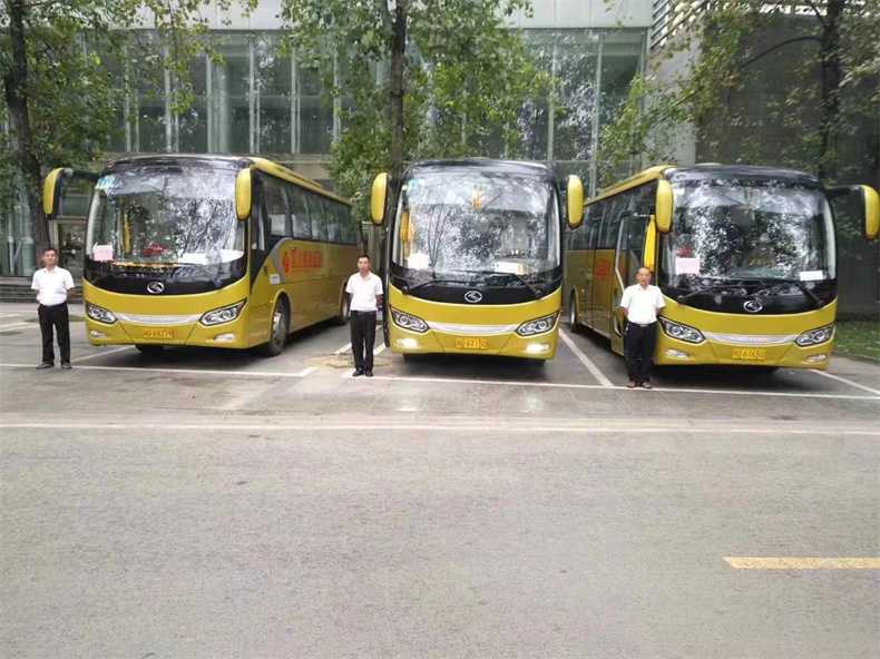 成都租赁交通车